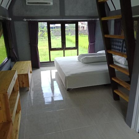 Joglopari Guesthouse Room 2 Bukan Untuk Pasangan Non Pasutri Tjepit Eksteriør billede
