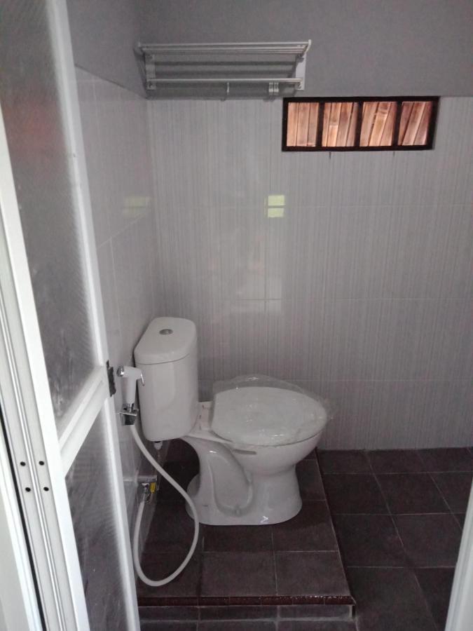 Joglopari Guesthouse Room 2 Bukan Untuk Pasangan Non Pasutri Tjepit Eksteriør billede