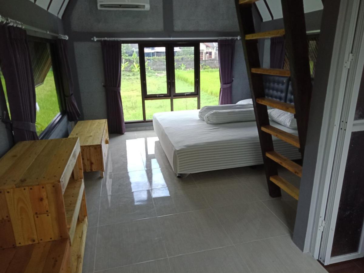 Joglopari Guesthouse Room 2 Bukan Untuk Pasangan Non Pasutri Tjepit Eksteriør billede
